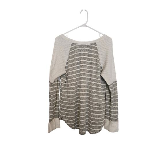 Colette long sleeve waffle Knit lightweight top - Picture 6 of 6